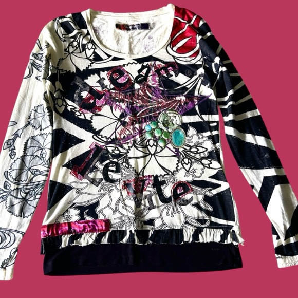 Desigual Tops - Desigual Long Sleeve Graphic Top — White, Black, Pink, Green, Turquoise